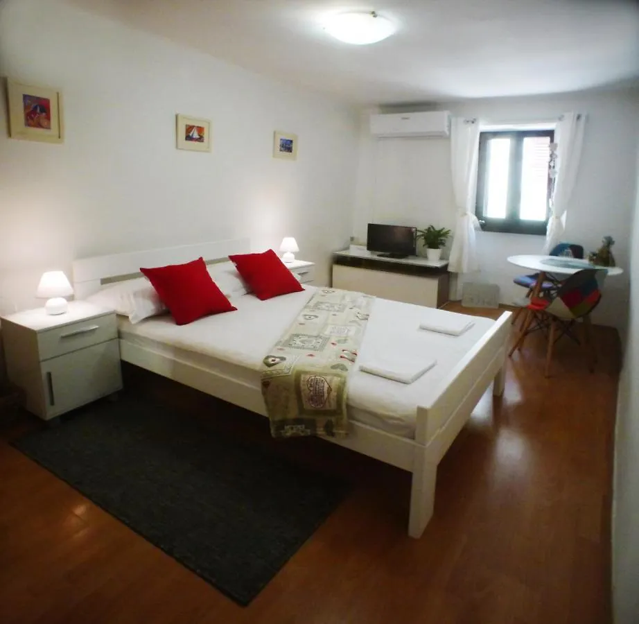 Old City Novigrad Istria Apartman